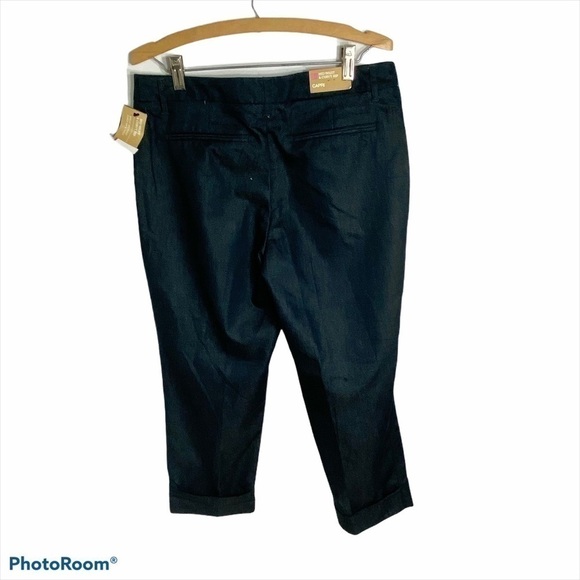Mossimo Mid Waist Curvy Hip Capri Pants NWT Sz 10 - Picture 3 of 9